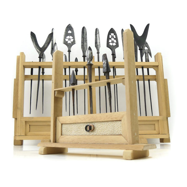 21 pointes de flèches japonaises Yanone Yajiri Japon Mi-Edo (face 3/4)