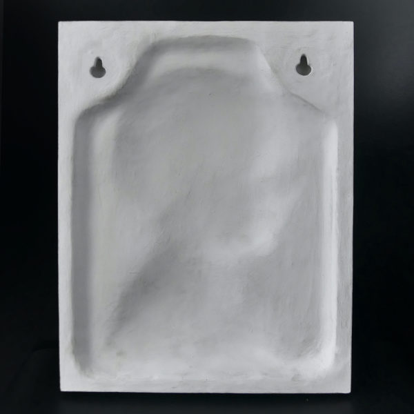 Deux plaques décoratives portraits d’enfant bas-relief en céramique (profil 1 dos)