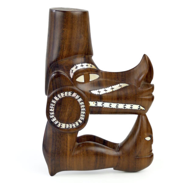 Tête de pirogue Nguzu Nguzu des îles Salomon Mélanésie (profil)