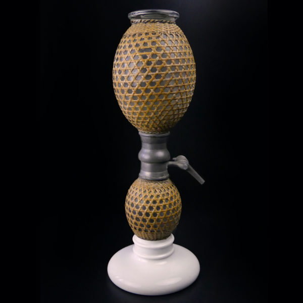 Siphon gazogène BRIET à cannage Eau de Seltz Paris Fin XIXe (profil)