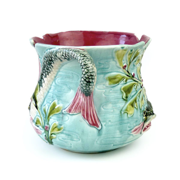 Cache-pot poissons en barbotine de la Faïencerie Onnaing 690 (profil)