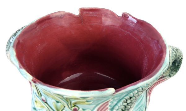 Cache-pot poissons en barbotine de la Faïencerie Onnaing 690 (détail)