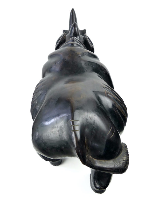 Grand rhinocéros massif monoxyle en bois dur Sculpture animalière africaine (dos)