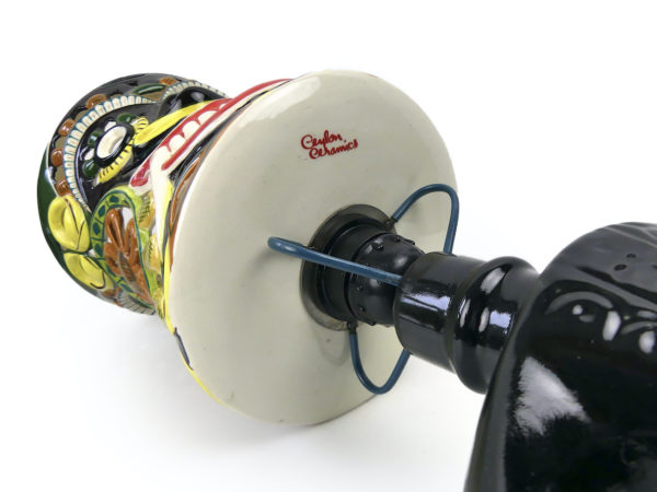 Lampe sri lankaise Kandy en céramique Ceylon Ceramics (détail)