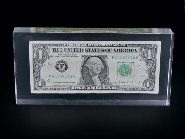 Inclusion One Dollar billet de banque américain bloc de résine (face)