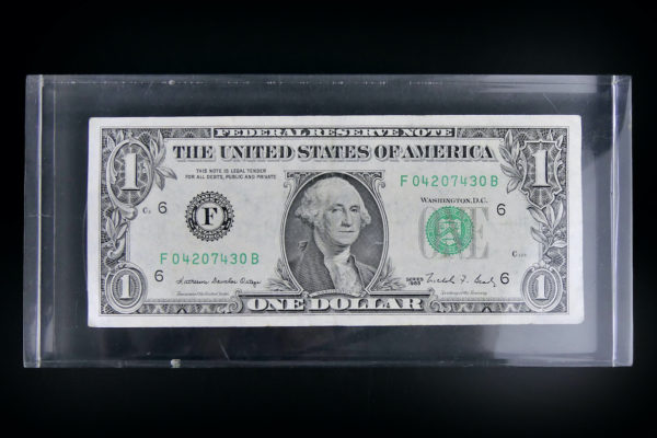 Inclusion One Dollar billet de banque américain bloc de résine (face)