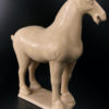 Grand cheval style Tang blanc cassé en terre cuite traditionnelle chinoise (3/4)