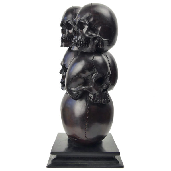 Colonne de 7 crânes en bois sombre sculpté à la main Memento mori (dos)