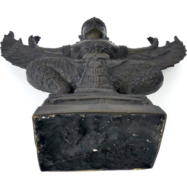 Statue Garuda en bronze Phra Khrut Pha Emblème national de Thaïlande (dessous)