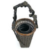 Panier ikebana japonais en vannerie de bambou et bois avec vase de céramique noire (dessus)