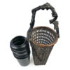 Panier ikebana japonais en vannerie de bambou et bois avec vase de céramique noire (3/4 dessus)