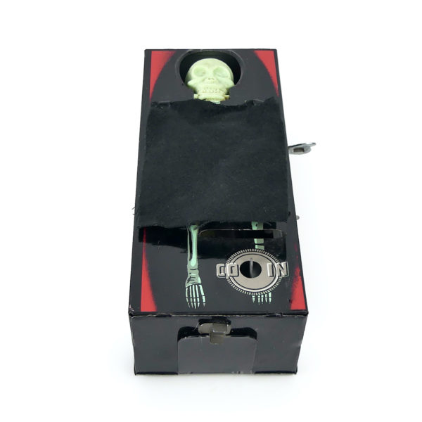 Tirelire Coffin Bank mécanique Années 60 Made in Japan (face)