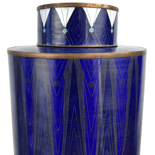 Grand pot à thé en cloisonné bleu émail sur cuivre Fabienne Jouvin (détail)