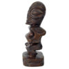 Petit tiki marquisien ancien en bois précieux à belle patine brune (profil)