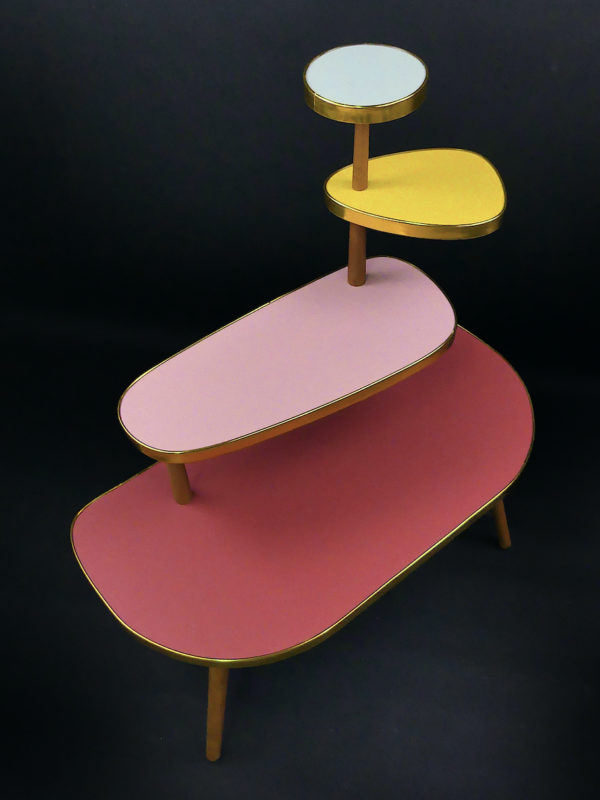 Sellette porte-plantes à 4 plateaux multicolore Allemagne (dessus 3/4)