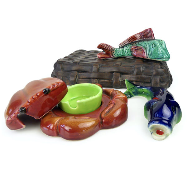 Serviteur de table Panier du pêcheur en barbotine Années 60 (détail)