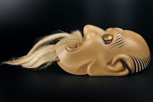 Masque Beshimi Akujo en bois de cyprès Théâtre nô Période Shōwa (profil)