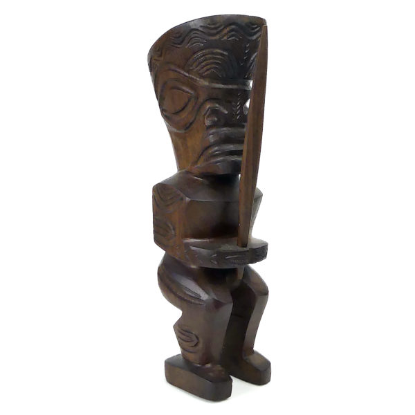 Tiki tahitien couronné avec lance en bois de rose Souvenir Tahiti (3/4)
