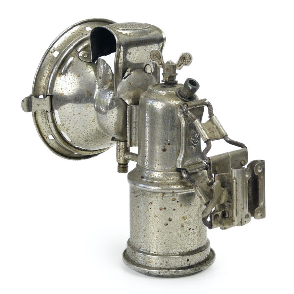 Lampe à carbure acétylène ancienne de la marque CONTINENTAL (3/4 dos)