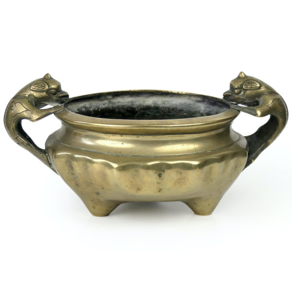 Encensoir chinois tripode chiens de Fô Coupelle en laiton Fin XIXe (face)