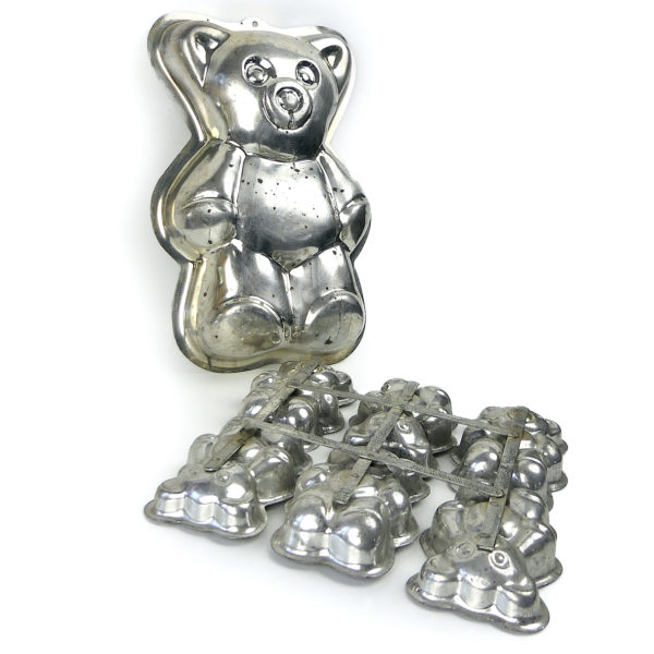 7 moules Nounours en fer-blanc Ustensiles anciens indus rétro (3/4)