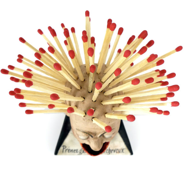 Pyrogène en biscuit humoristique polychrome des années 30 (dessus)