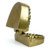 Dentier en bronze décoration de bureau à poser Mi-XXe (ouvert 3/4 dos)