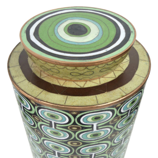 Grand pot cloisonné cercles verts et bleus en émail sur cuivre (détail)