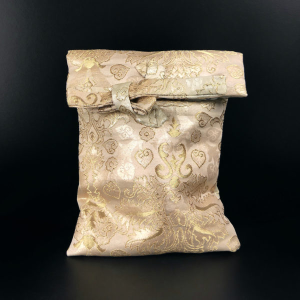 Masque Doji jeune garçon rare en hinoki sac brocart doré Shōwa (sac)