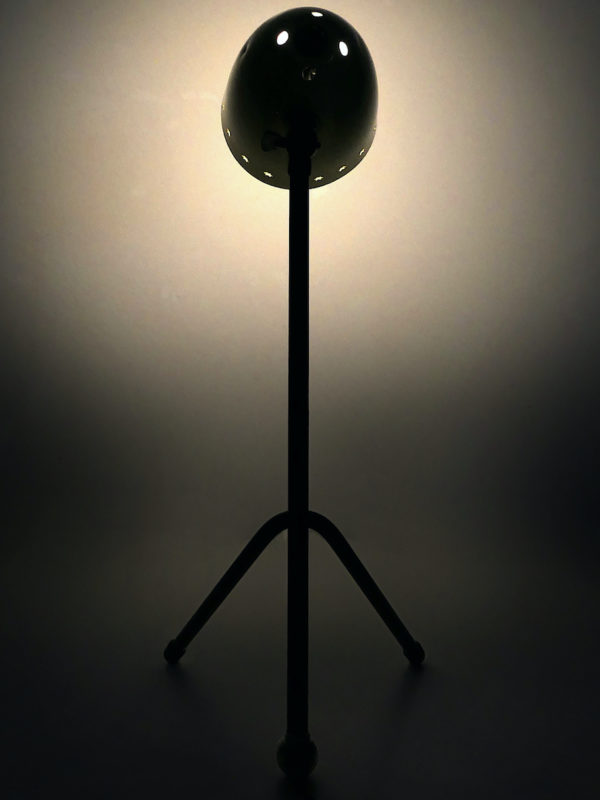 Lampe Pinocchio Busquet jaune et noir des années 50 (dos allumée)