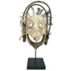 Grand masque Esprit Oiseau céphalomorphe style Yupik sur pied (face)
