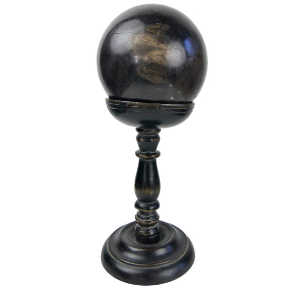 Boule de bois pétrifié du Miocène sur pied en bois tourné noir (3/4 dos)