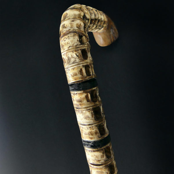 Canne de capitaine Cap Hornier bois et vertèbres de requin XIXe (détail)