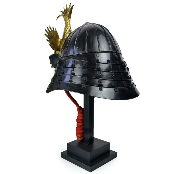 Kabuto Maruni Daki Omodaka au dragon d’eau doré Début Edo soclé (3/4 dos)