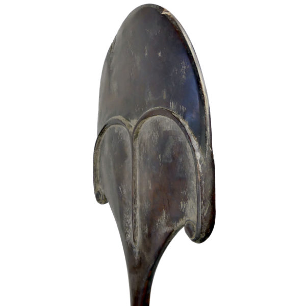 Ao Rapa Nui bâton d’autorité biface en bois dur sur socle Île de Pâques (détail 3/4)