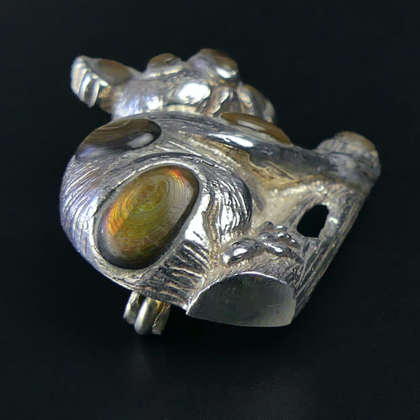 Broche pendentif koala en nacre d'ormeau et argent sterling (dessous)