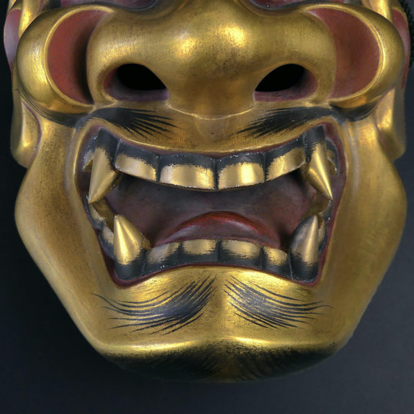 Masque doré Shishiguchi Gueule de lion du théâtre nô bois de cyprès doré (détail)