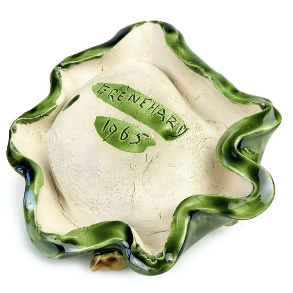 Vide-poches érotique vintage en céramique Frenehard 1965 Malicorne (dessous)