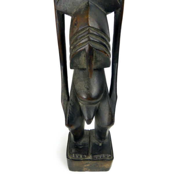 Moaï Kavakava Manu en bois brun foncé Mi-XXe Rapa Nui Île de Pâques (détail)