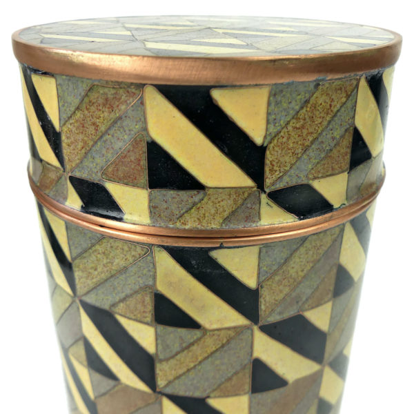 Petit cloisonné brun géométrique carrés et lignes Fabienne Jouvin Paris (détail)