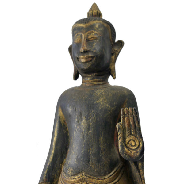 Bouddha thaïlandais debout ancien en bois doré Abhaya-mudrā Varada-mudrā (détail)