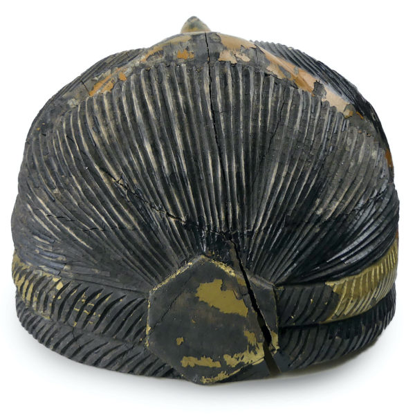 Grand masque Karasu-tengu ornemental Tengu corbeau Shōwa (dessus)