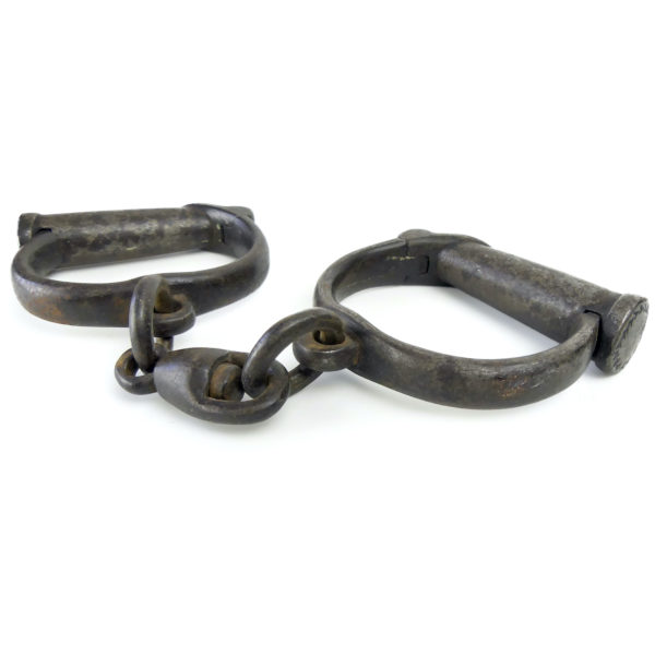 Menottes de bagnard lourde entrave de poignets sans clé XIXe France (3/4)