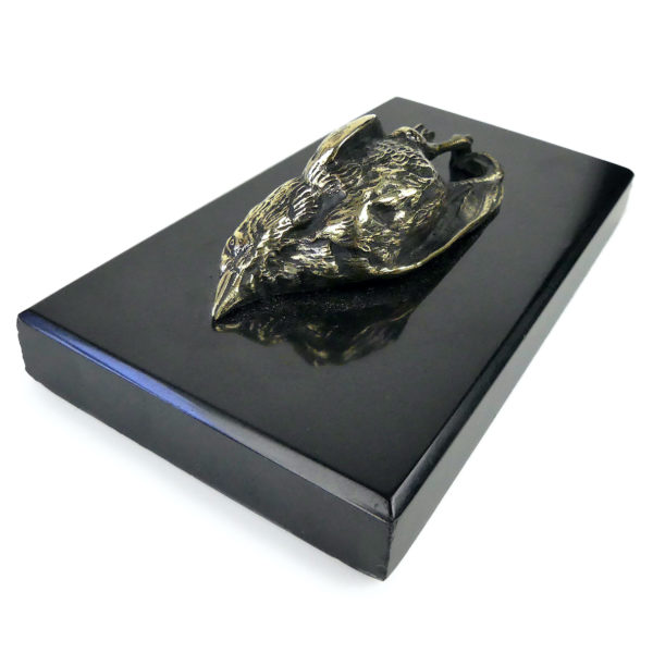 Petit oiseau mort en bronze sur plaque de marbre noir Presse-papier ancien (3/4)