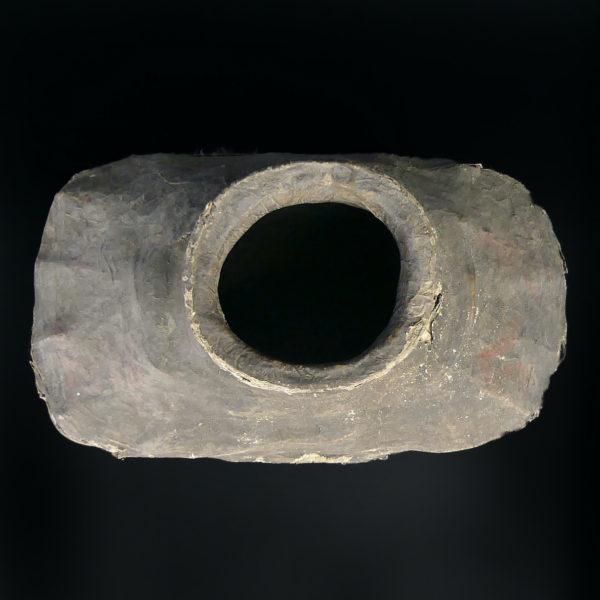 Panier à huile chinois ancien en vannerie d’osier tissus et argile (dessus)