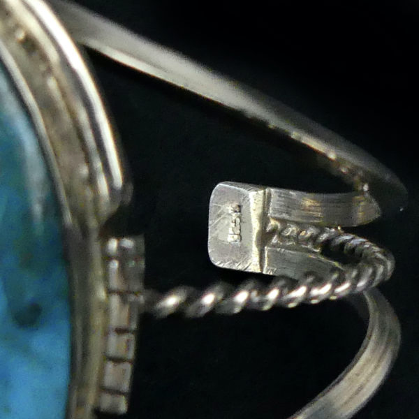 Grand bracelet Navajo turquoise et argent Bijou fabriqué à la main Arizona (détail)