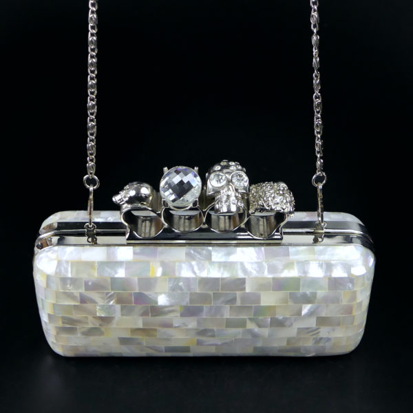 Mini sac à main Skulls en métal cuir cristal et nacre Sac de soirée Chic Rock Bad Girl (dessus 3/4)