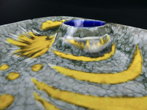 Plateau poisson tropical vintage en céramique italienne des années 60 (détail)