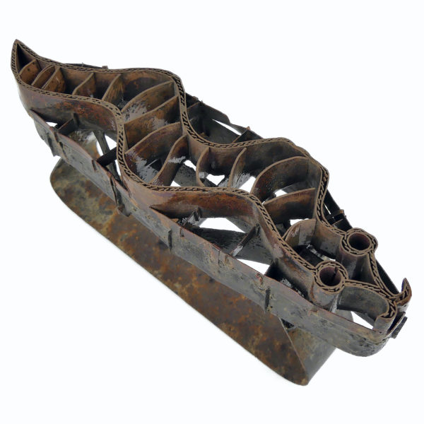 Tampon serpent à Batik javanais ancien sur socle métallique noir Indonésie (dessus 3/4)