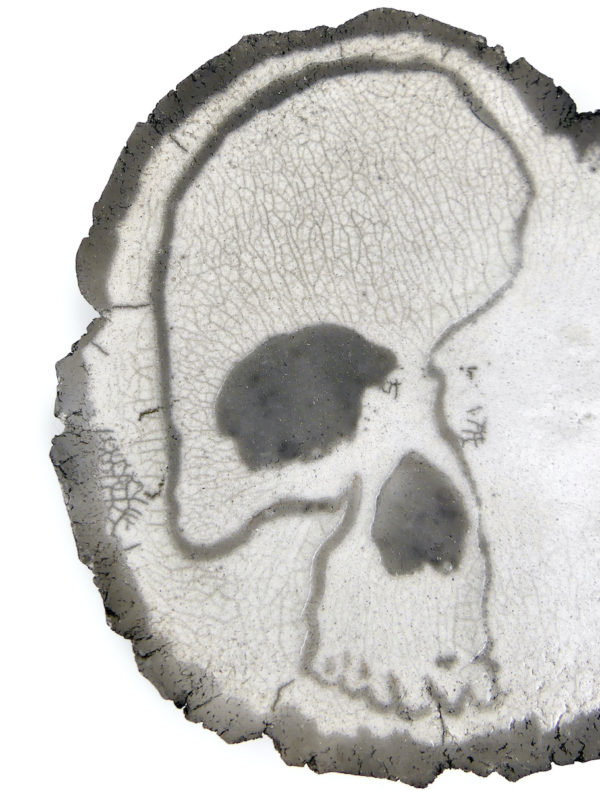 Coupelle vide-poches Raku Skull Céramique émaillée Raku-yaki (détail)